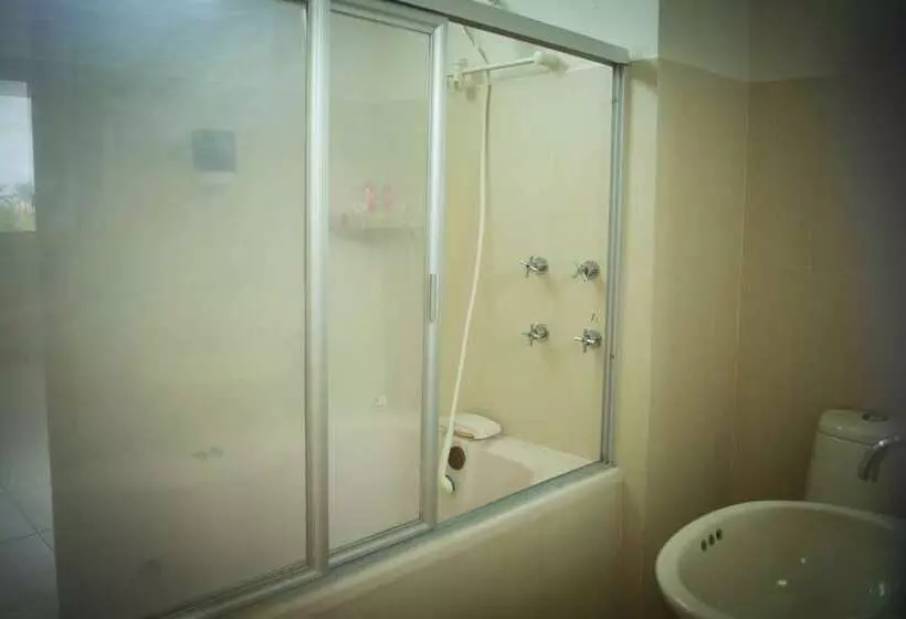 スタンダード４人部屋, Sara Suites Ixtapa