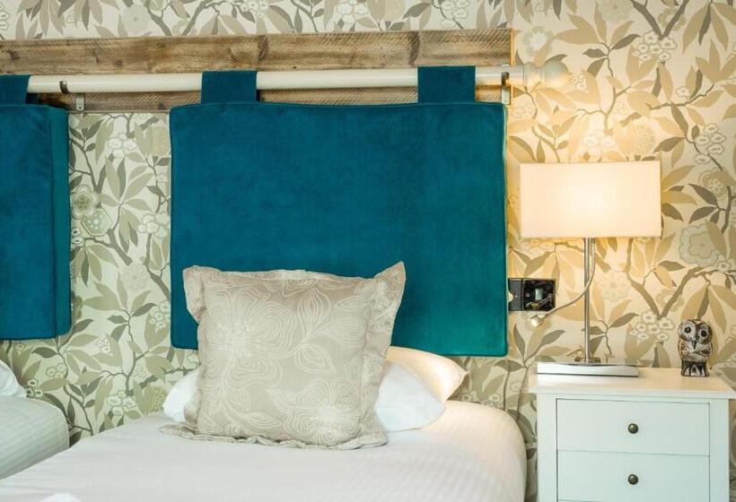 スタンダードルーム, The Globe