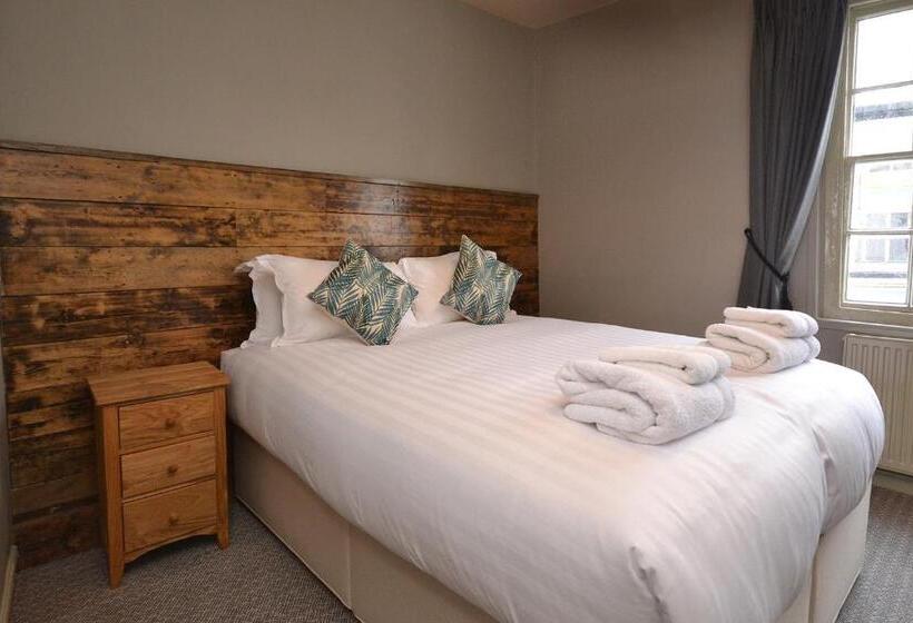 ２ベッドルームアパートメント, The Globe