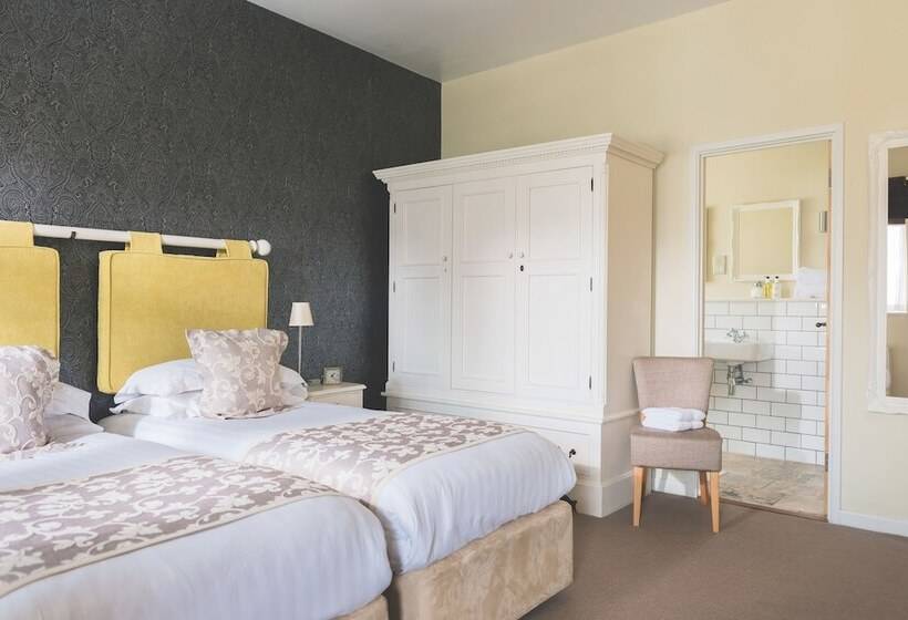 スタンダードルーム, The Globe