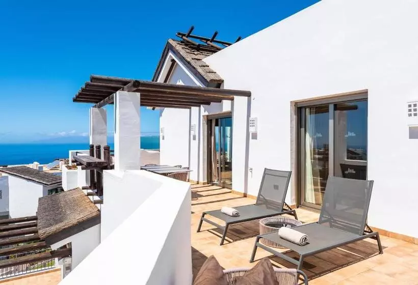 2 Bedrooms Suite Sea View, Las Terrazas de Abama Suites