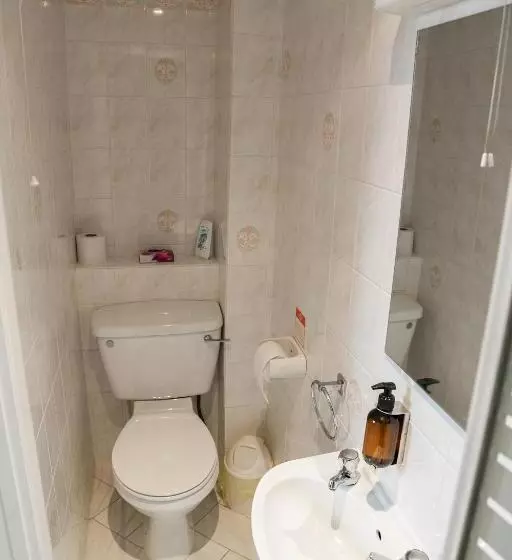 スタンダードルーム, Kingsway Guesthouse   A Selection Of Single, Double And Family Rooms In A Central Location