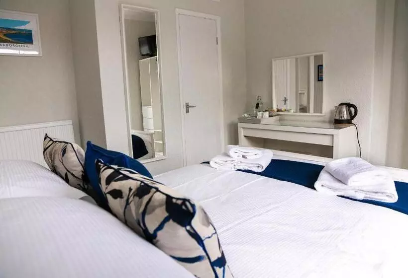 キングサイズベッドのスタンダードルーム, Kingsway Guesthouse   A Selection Of Single, Double And Family Rooms In A Central Location