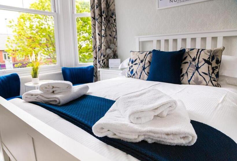 스탠다드 룸 킹사이즈 침대, Kingsway Guesthouse A Selection Of Single, Double And Family Rooms In A Central Location