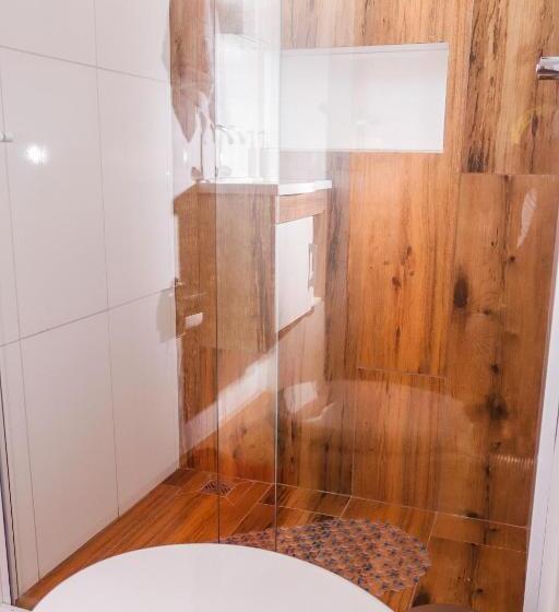 家庭间, Pousada Bela Vista