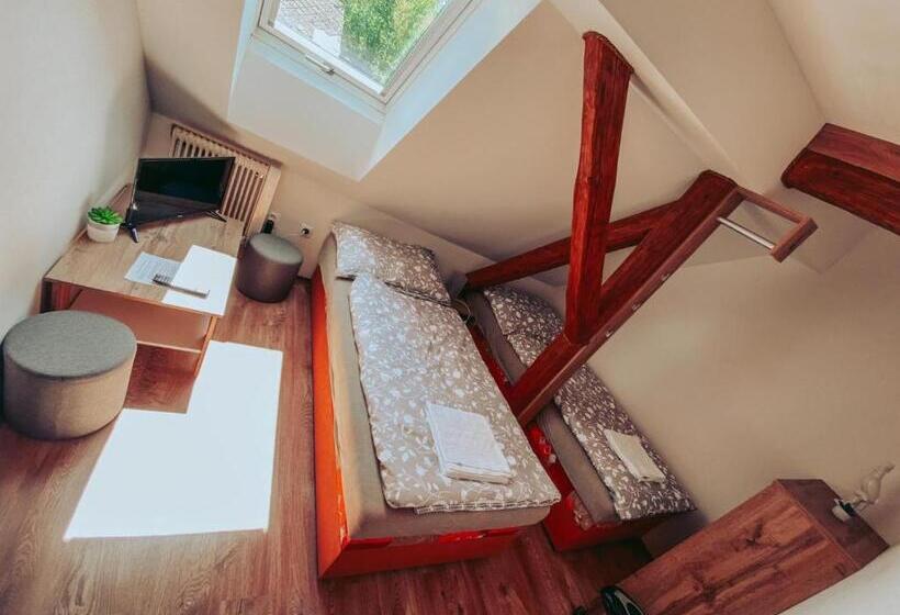 스탠다드 룸, Ubytování U Kapličky