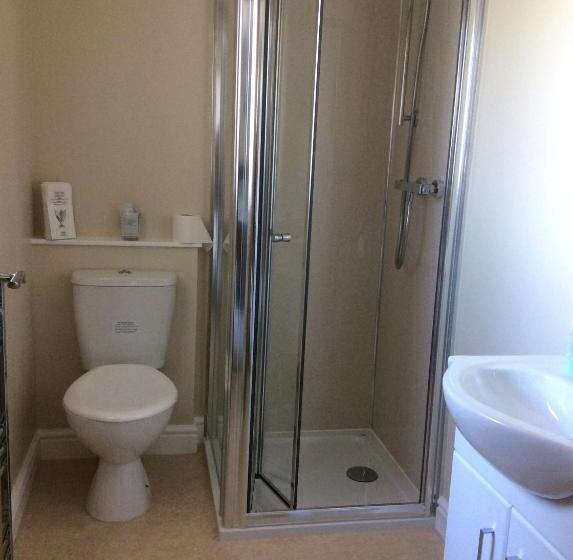 اتاق استاندارد اینتریور, A Castle View