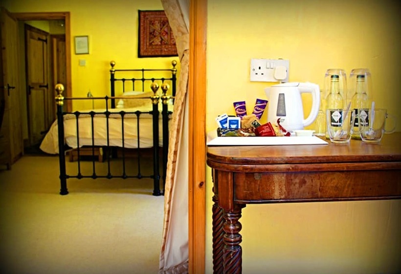 スーペリアールーム, Hafan Deg