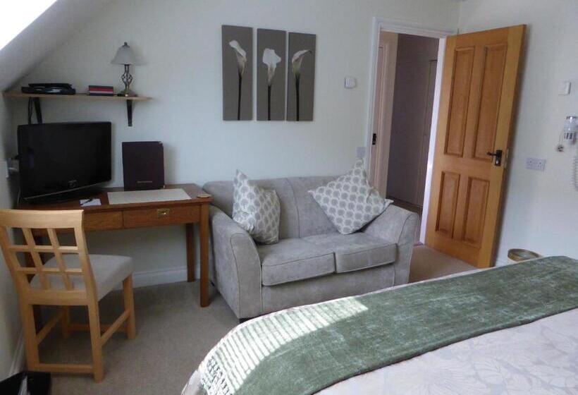 Family Suite, Liongate House