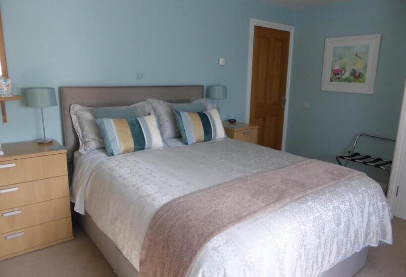 带大床的豪华间, Liongate House