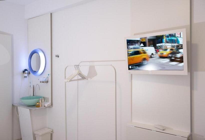 バス共有のスタンダードルーム, Business Hostel Wiesbaden One