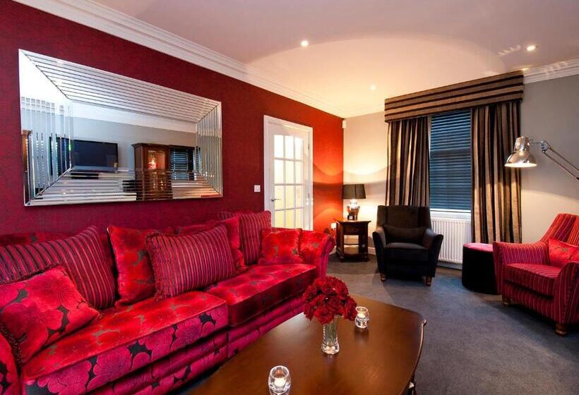 منزل 4 غرف نوم, Five Star Stays