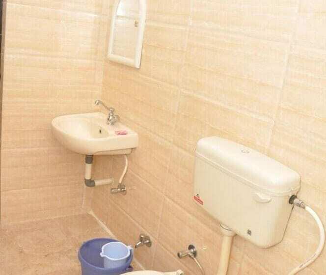 Camera Deluxe, Aicon Palace