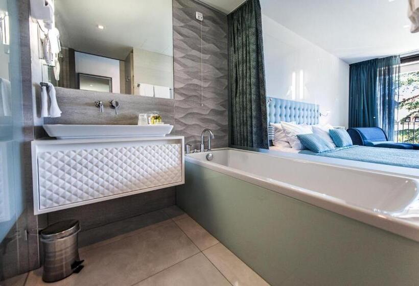 Номер Стандарт, Arupinum