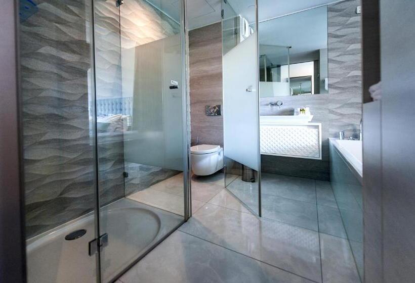 Номер Стандарт, Arupinum