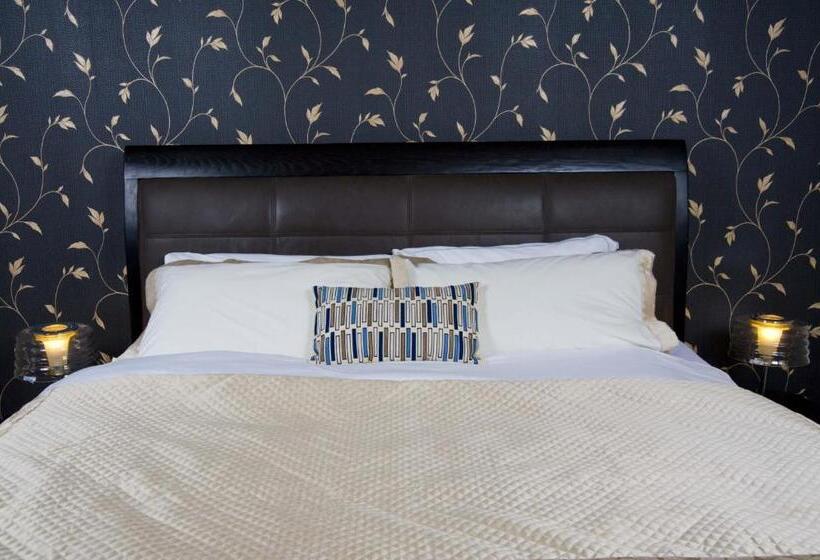 高级套房带海景, Ashley Victoria