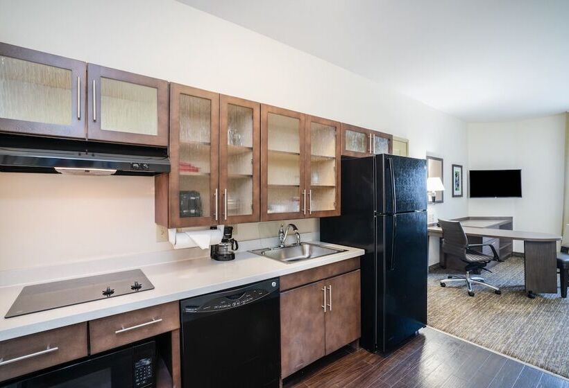 Студия Стандарт Двуспальная Кровать, Candlewood Suites Auburn, An Ihg