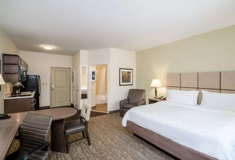 ダブルベッドのスタンダードスタジオ, Candlewood Suites Auburn, An Ihg
