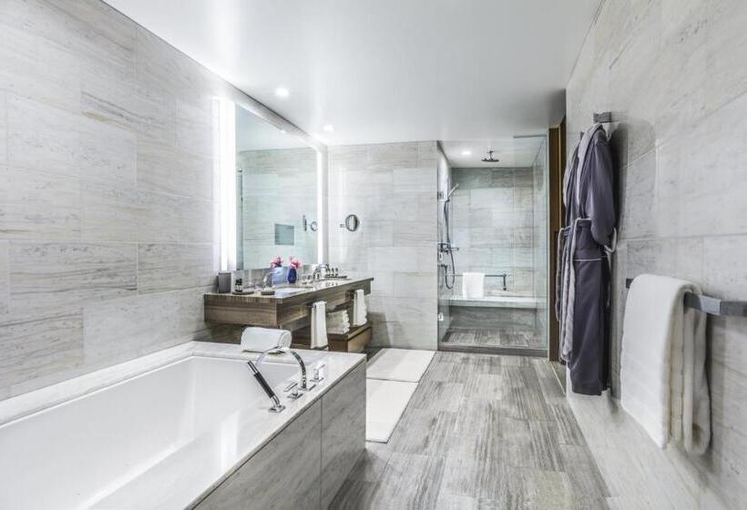 جناح كلوب, Intercontinental   Los Angeles Downtown, An Ihg