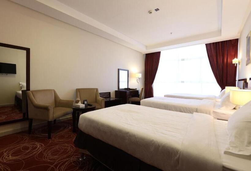חדר אקונומי לשלושה, Al Rayyan Makiya Towers Hotel 1
