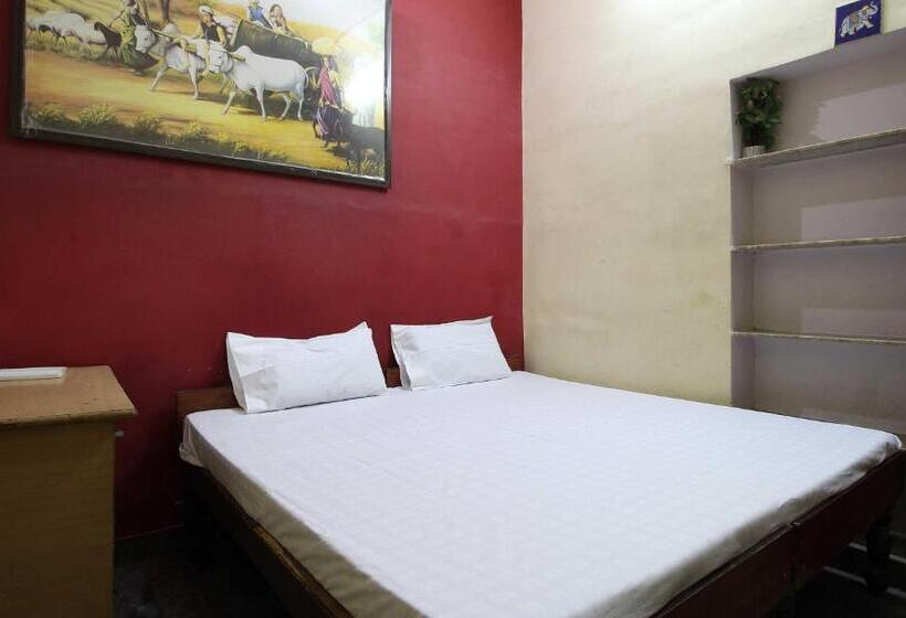 Quarto Triplo Estandar, Flagship Shree Shyam Guest House