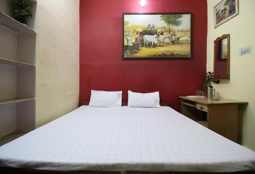 Quarto Triplo Estandar, Flagship Shree Shyam Guest House