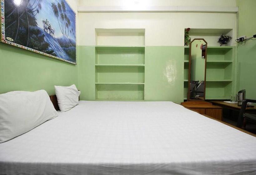 Quarto Triplo Estandar, Flagship Shree Shyam Guest House