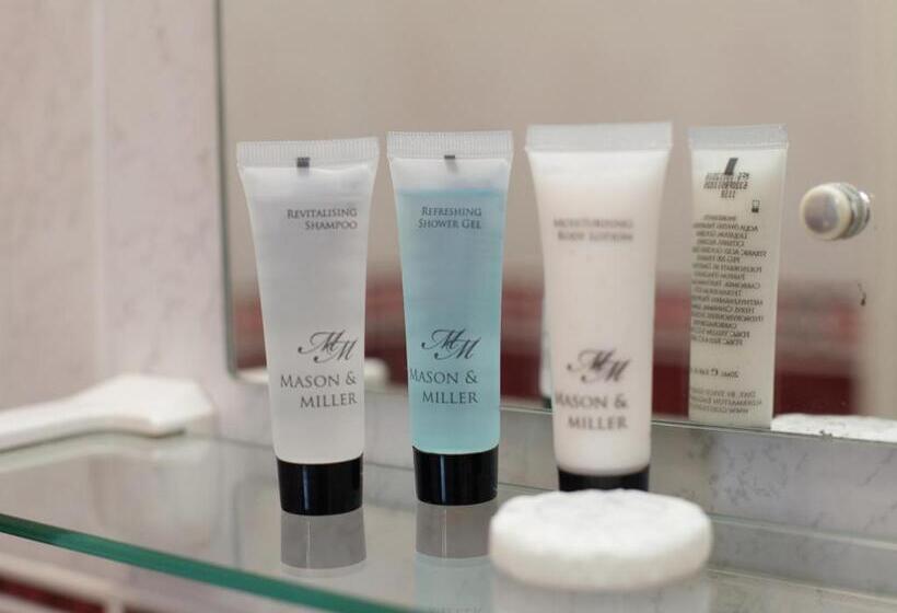 غرفة قياسية, 74 Belgravia