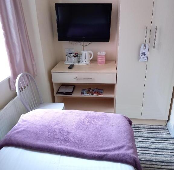 غرفة قياسية فردية, 74 Belgravia