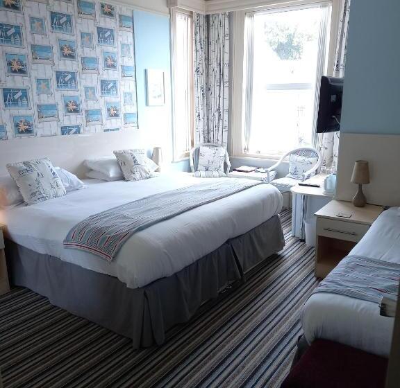 غرفة قياسية ثلاثية, 74 Belgravia