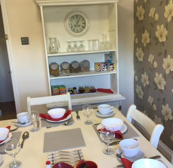 デラックスルーム, Little Lodge