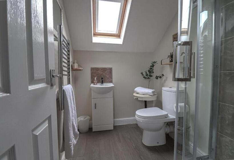 シングルデラックスルーム, Little Lodge