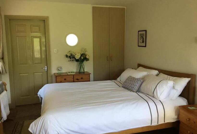 Студия Стандарт, The Burnside