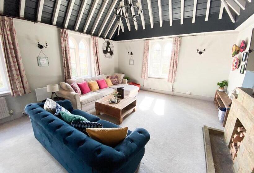 غرفة سوبيريور عائلية, Castle At Edgehill