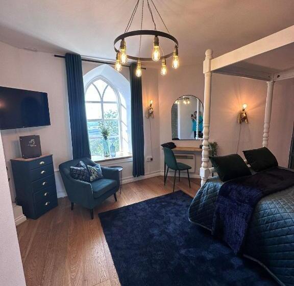 Номер Superior, Castle At Edgehill