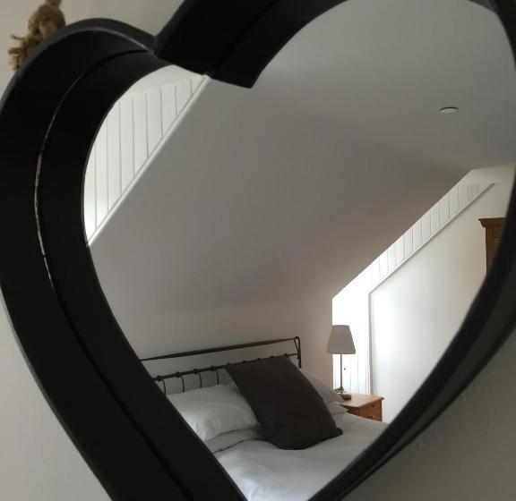 スタンダードルーム, The Courie Inn