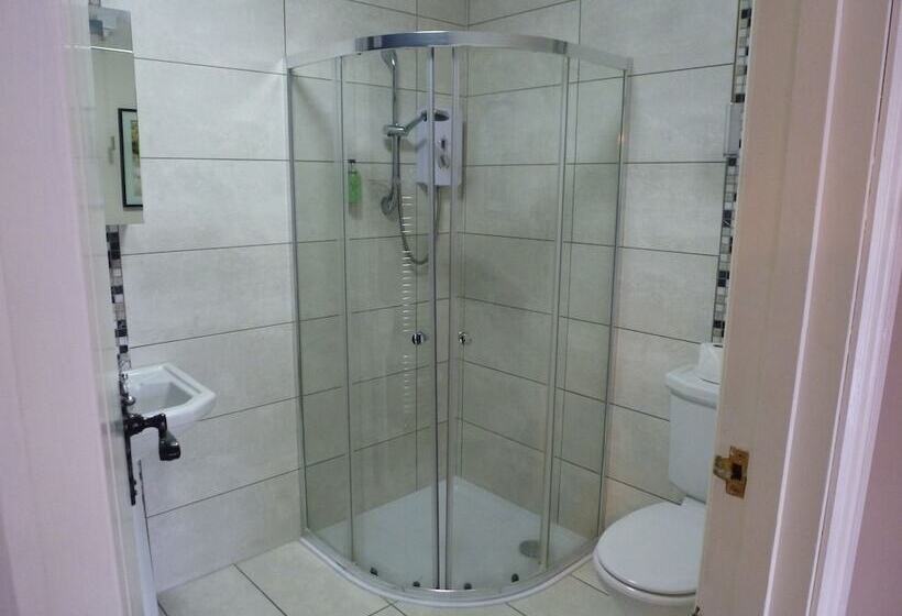 Dört Kişilik Standart Oda, The Liscawn