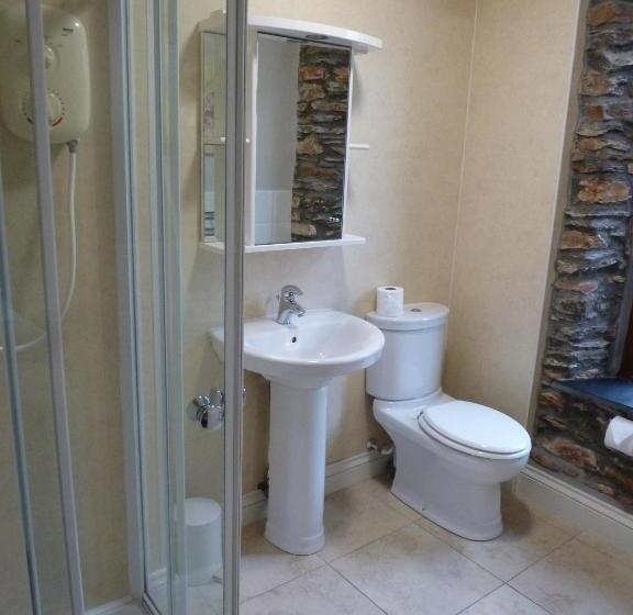 Üç Kişilik Standart Oda, The Liscawn