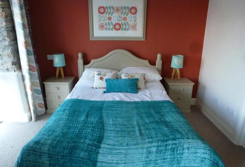 Dört Kişilik Standart Oda, The Liscawn