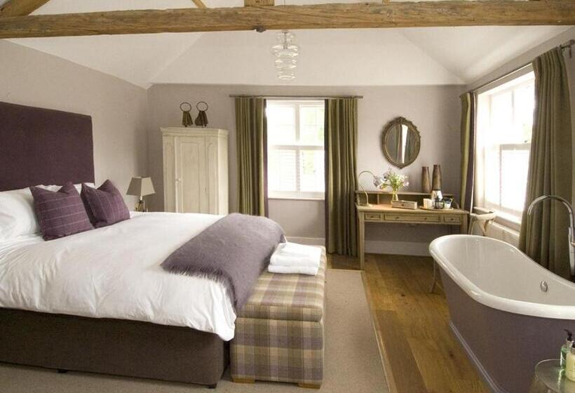 スタンダードルーム, The Percy Arms