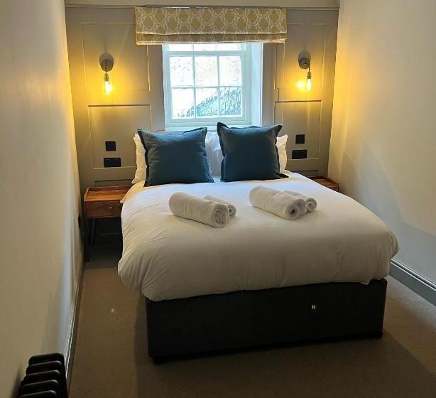 חדר סטנדרט, The Punchbowl Inn