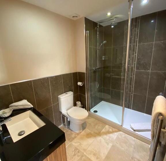 キングサイズベッドのスーペリアルーム, The Three Horseshoes