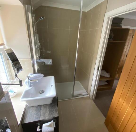 キングサイズベッドのスタンダードルーム, The Three Horseshoes