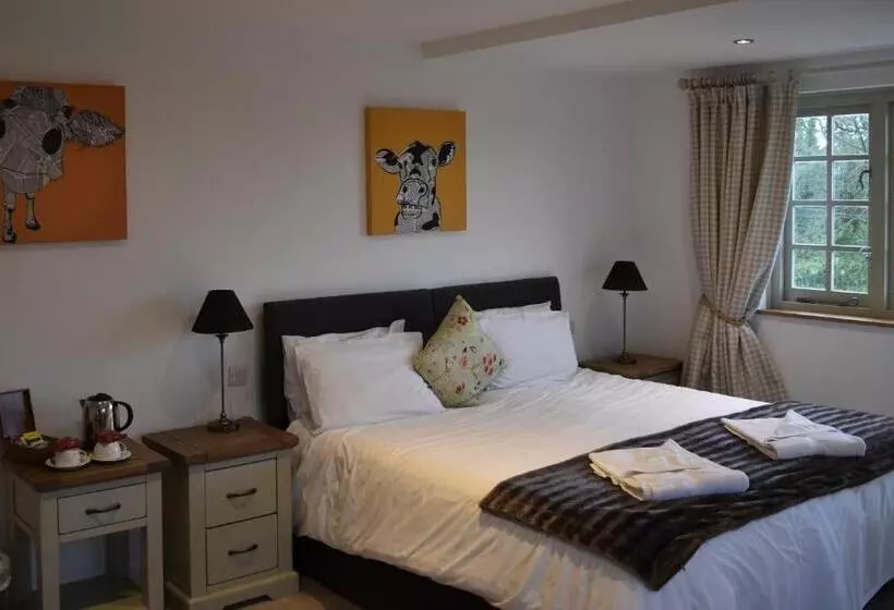 スーペリアファミリールーム, Three Horseshoes Country Inn