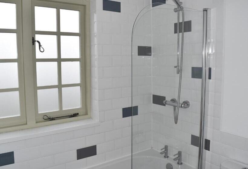 디럭스 패밀리 룸, Three Horseshoes Country Inn