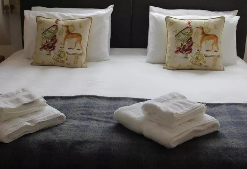 デラックスファミリールーム, Three Horseshoes Country Inn