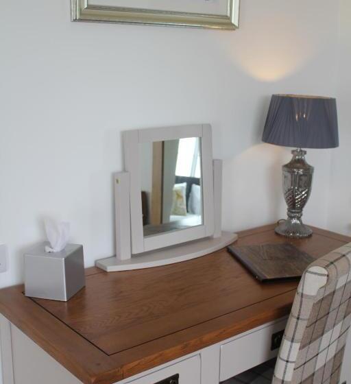 디럭스 룸, Three Horseshoes Country Inn