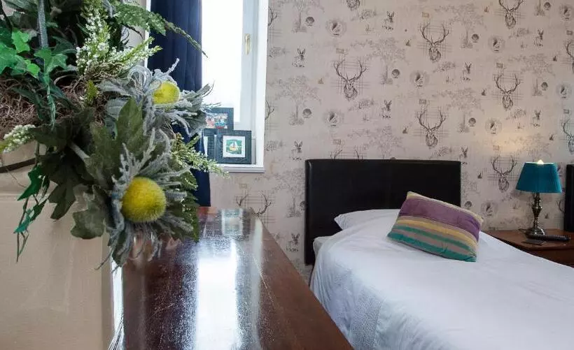 اتاق استاندارد, Bank Guest House