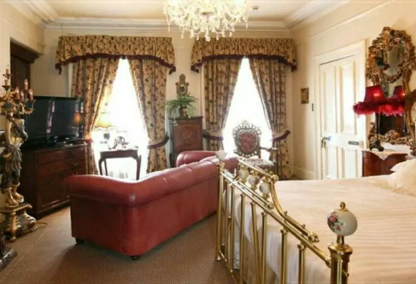 スーペリアースイート, Charlemont House