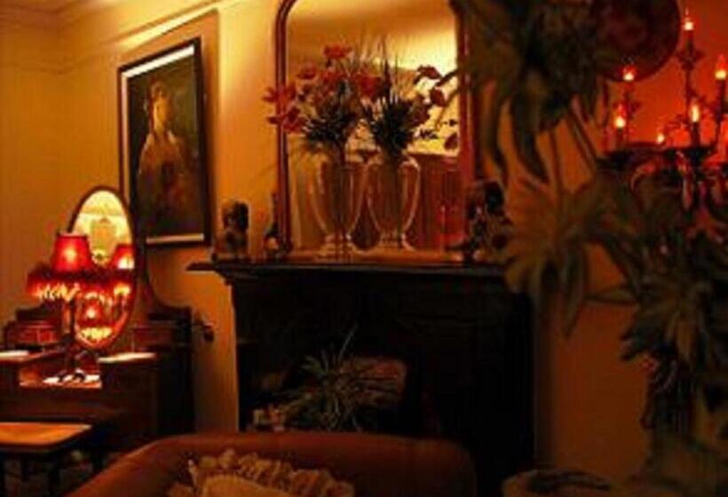 Люкс Superior, Charlemont House